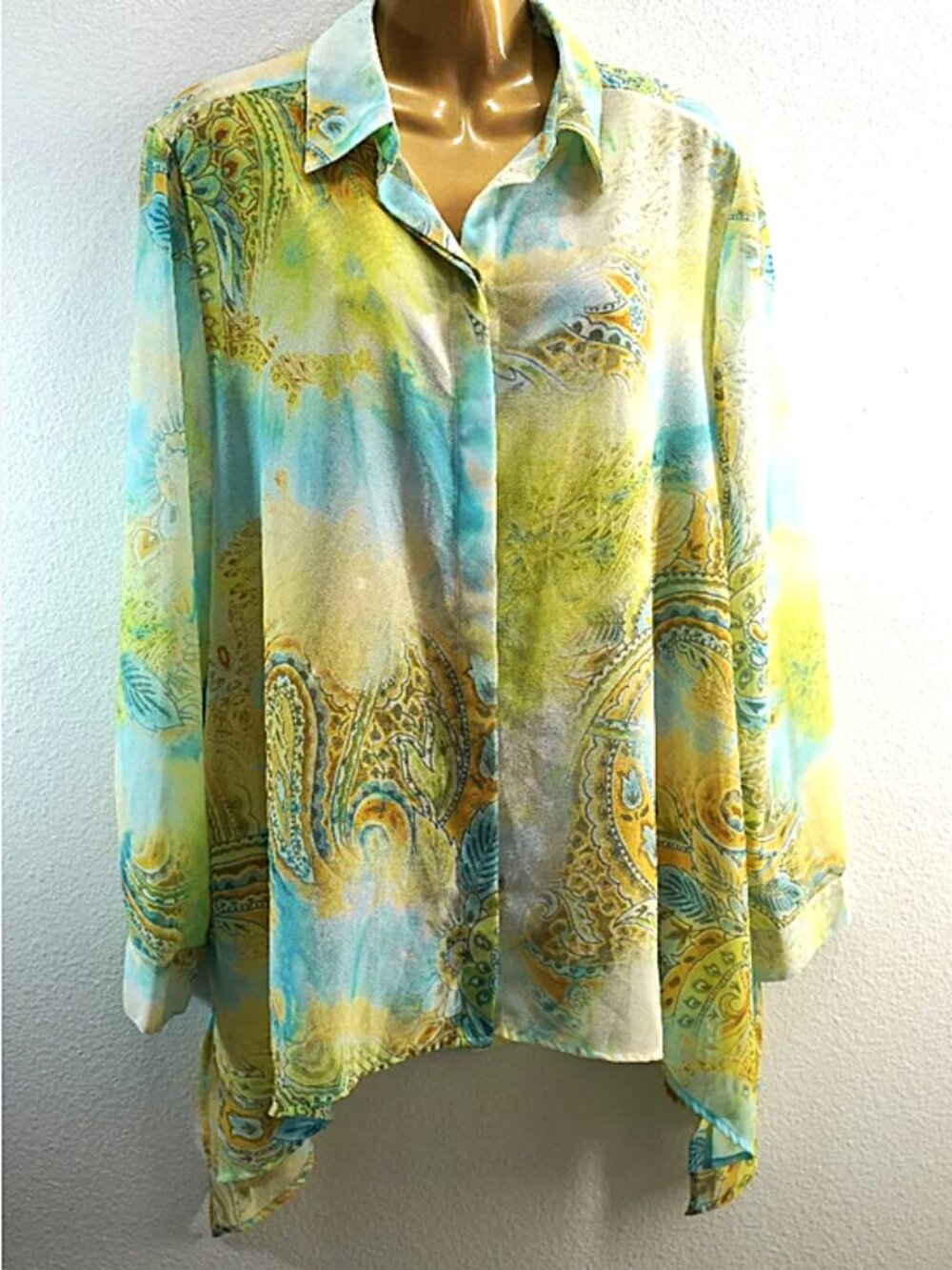 Chico's Semi Sheer Hidden Button Tunic Blouse size 2